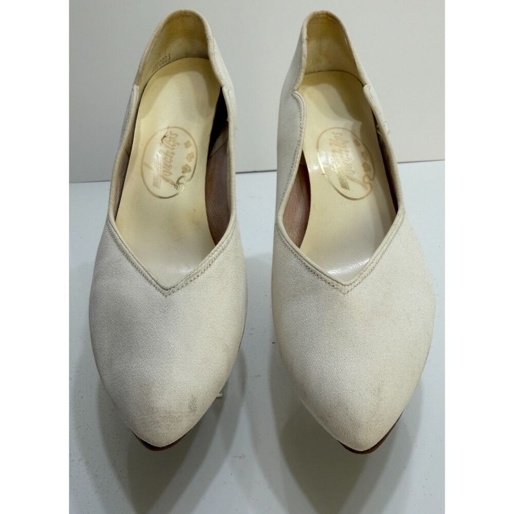 Touch Ups Formal Wedding Dyeable Off White Moderate Heel Dress Shoes Size 7.5 M